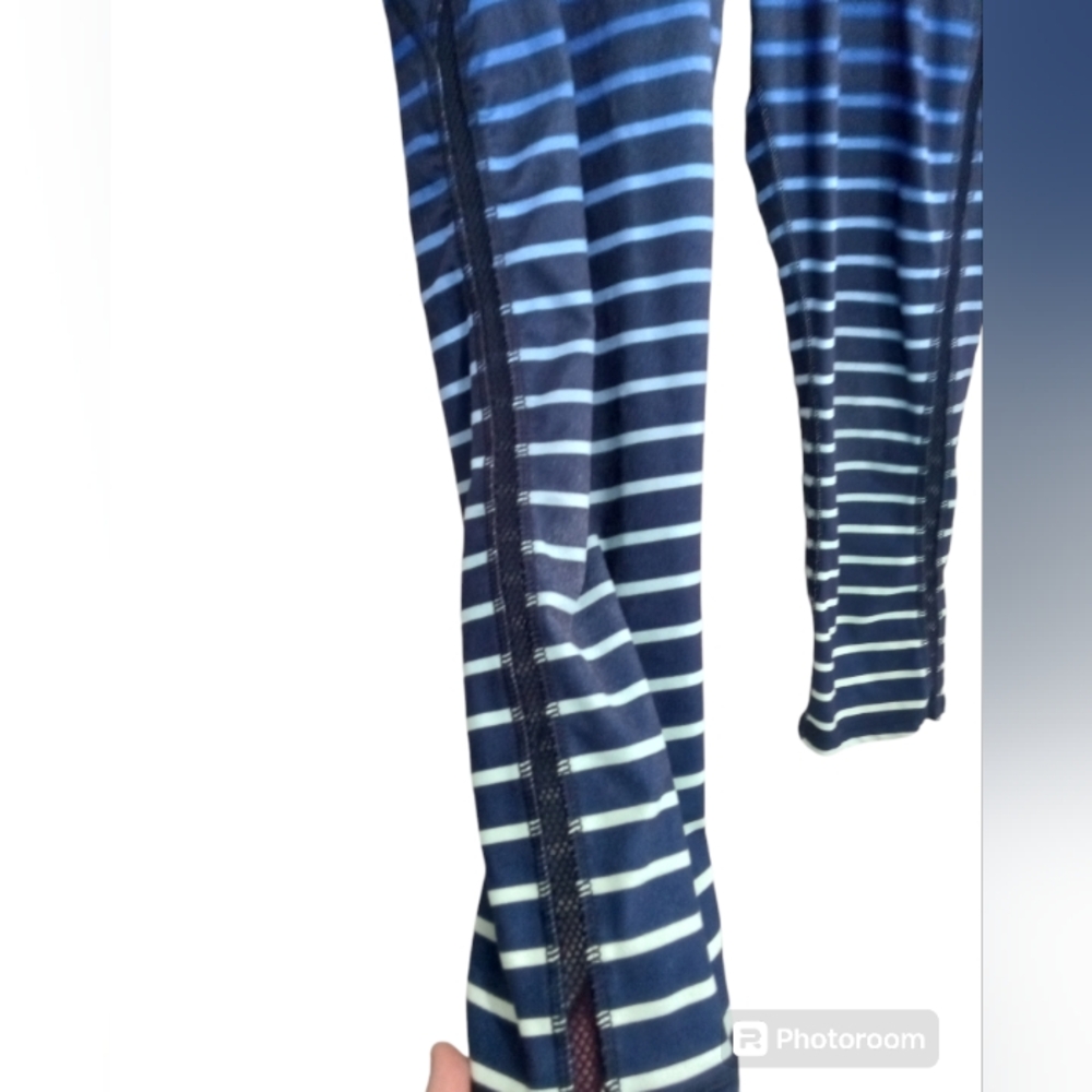 Betsey Johnson Pants Medium Give Love Get Love Blue Striped Yoga Athletic Calf - Picture 3 of 13